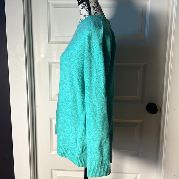 LOFT sweater NWT and super soft - Picture 2 of 7